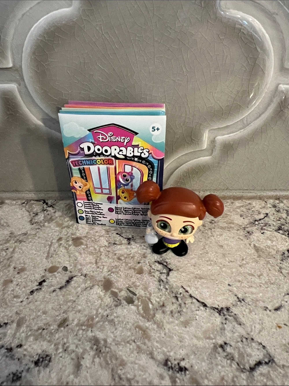 4/$14 Disney Doorables Technicolor Series Figure, *Rare* Darla Finding Nemo